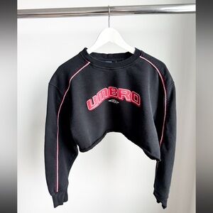 Vtg Umbro Spell Out Cropped Sweatshirt Blk Embroidered M Oversized Reworked
